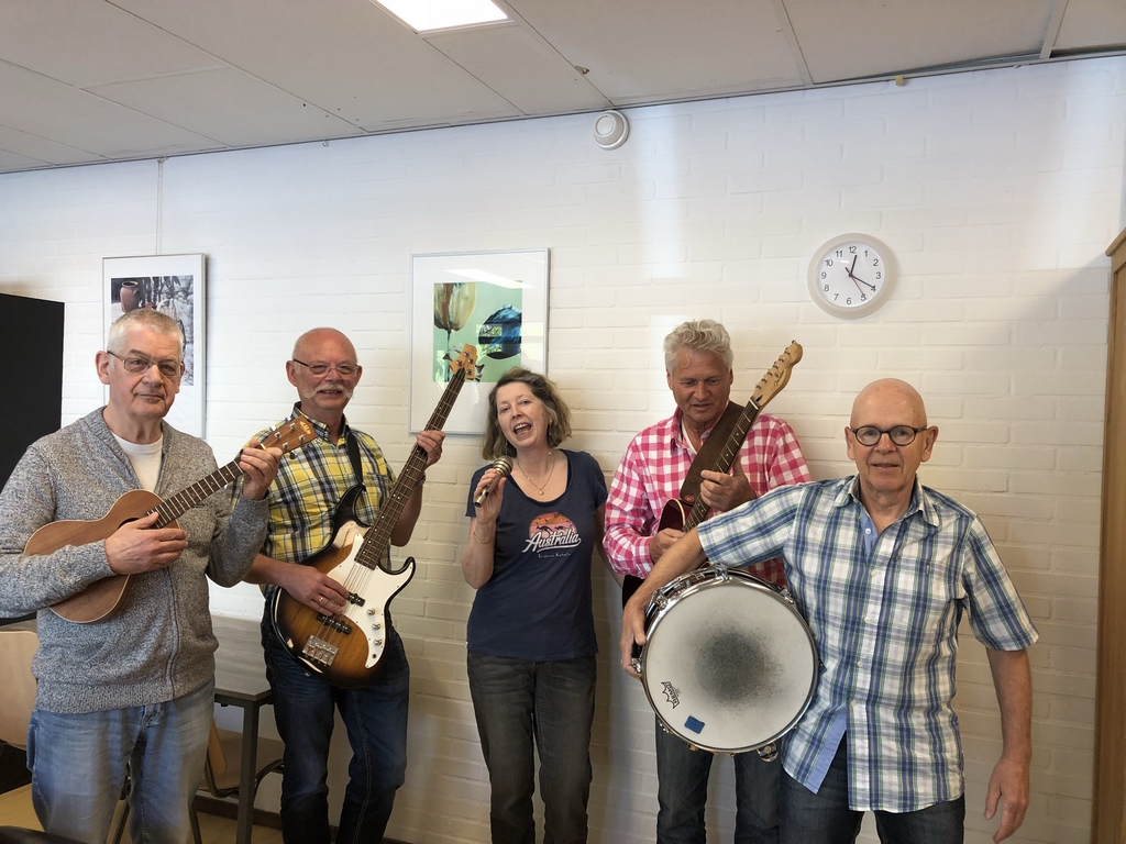 Muziek voor de Jeugd van Vroeger in wijkcentrum Orca