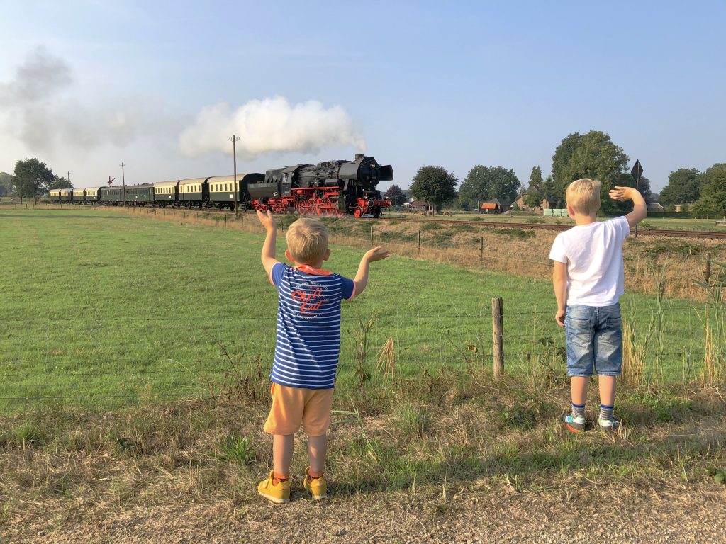 Stoomtrein in Apeldoorn te vroeg vertrokken?