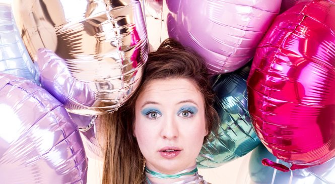 Anne Neuteboom op 13 april met nieuwe cabaretshow naar GIGANT