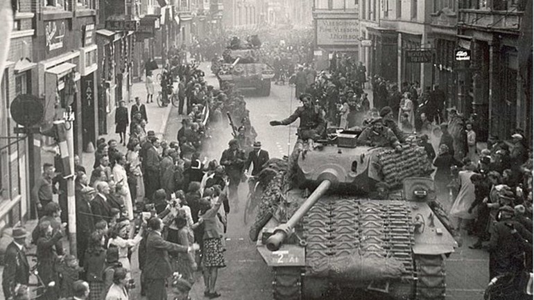 Bustour ‘in de voetsporen van de Canadese bevrijders’