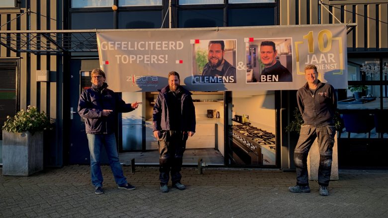 Ben en Clemens 10 jaar in dienst bij Zijlstra Keukenstudio