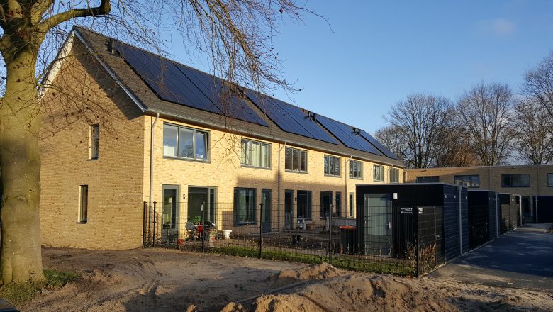 Nieuwe woningen Dovenetel opgeleverd