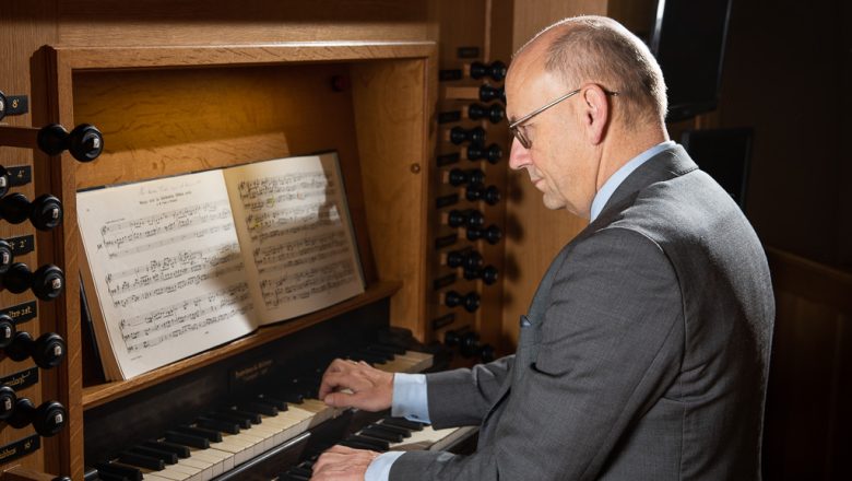 Oranjeconcert op “oranje-orgel”in Dorpskerk Beekbergen