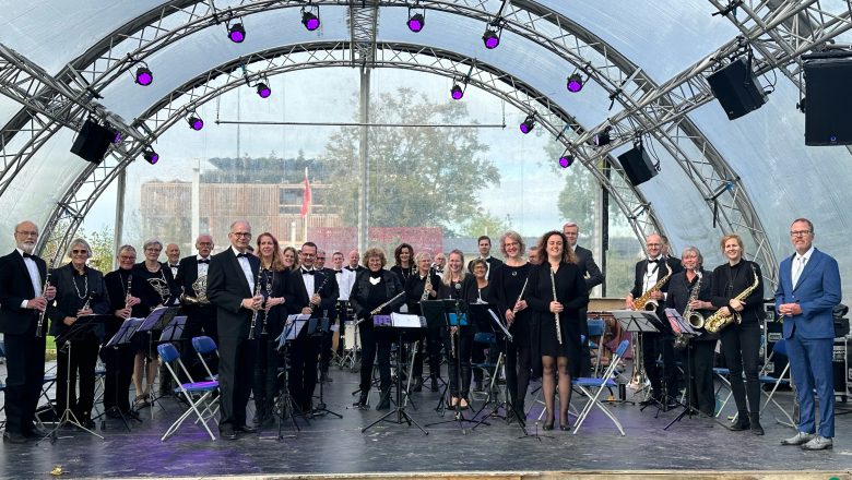 Prinses Juliana Beekbergen trapt Veluwse Avondmarkt af met muzikaal optreden