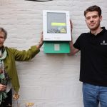 Apeldoorn rondt AED-netwerk af: hele gemeente binnen bereik van levensreddende hulp